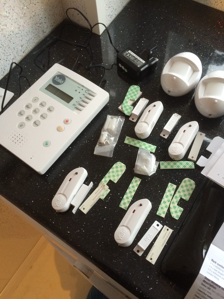 Pik Mik Mobile Locksmith in tamworth – Yale Home Security Kit