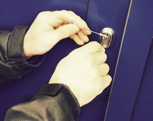 Pik Mik Mobile Locksmith in tamworth picking Lock
